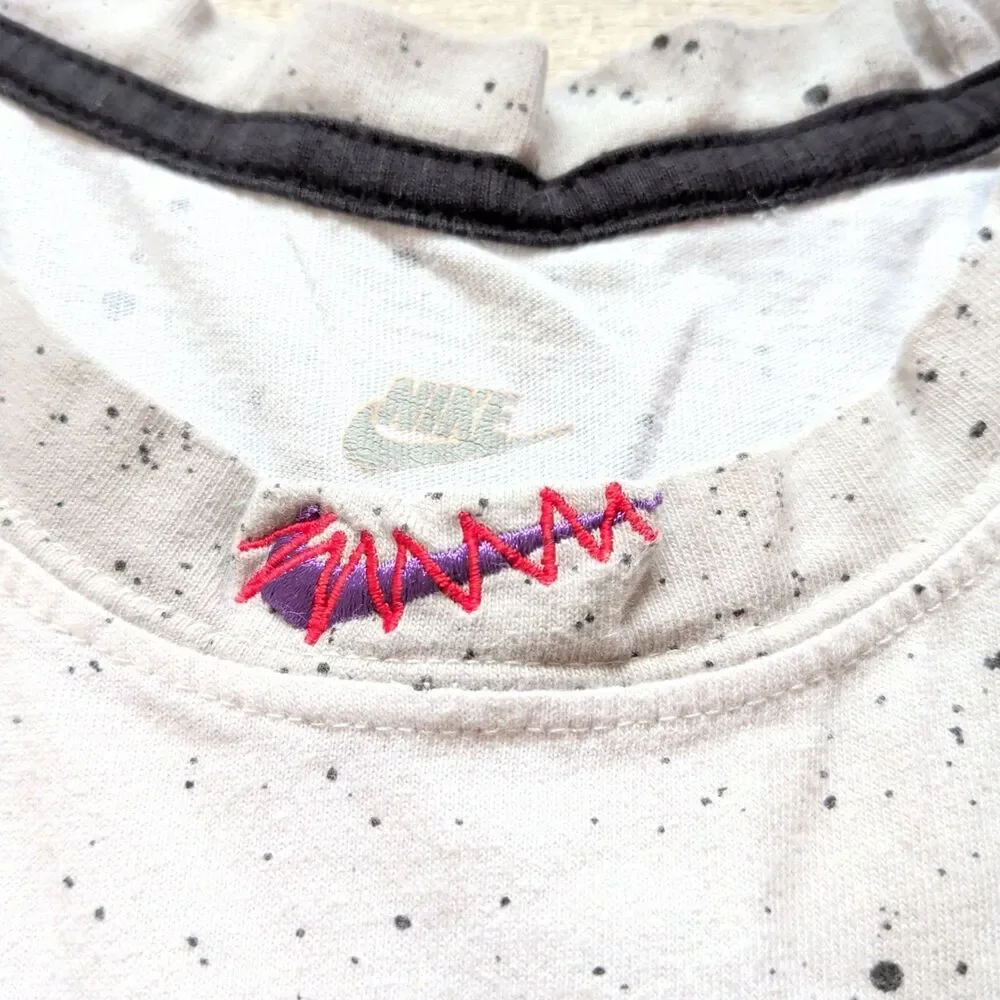 VTg Nike Freestyle Basketball T-Shirt Men Size Small S Gray Paint Splatter